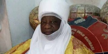 Media Group Salutes Emir of Ilorin at 84